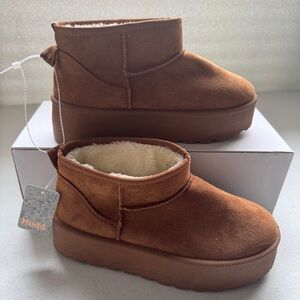Mudd Women’s Booties Cherry-226L Platform Mini Shortie Boots Brown US Size 8.5